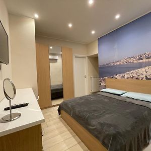 Camera con letto king size